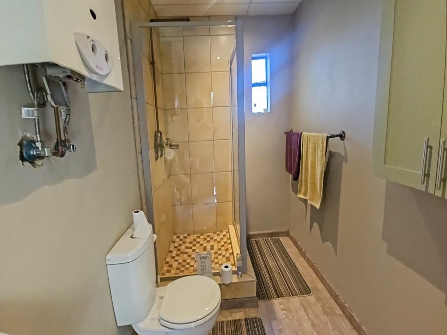 6 Bedroom Property for Sale in Parys Free State